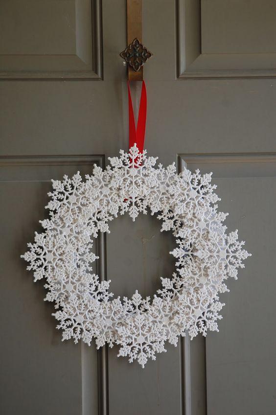 wreath made of white snowflakes